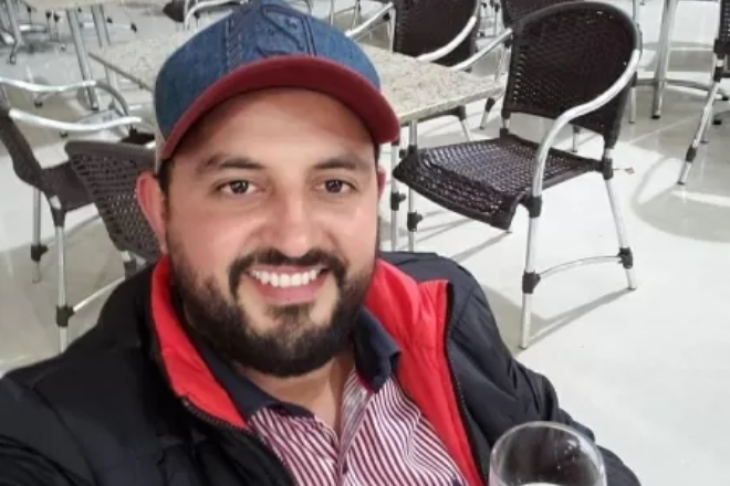 Jornalista paraguaio é morto com oito tiros na fronteira de MS