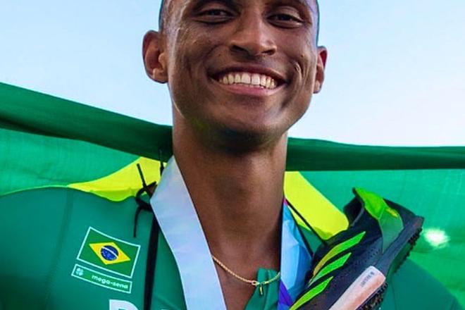 Invicto, Alison dos Santos faz história e é campeão da Diamond League 2022