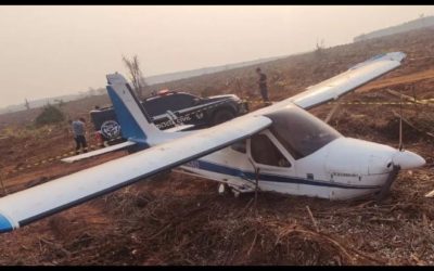 Avião faz pouso forçado em área rural de MS e polícia investiga causas