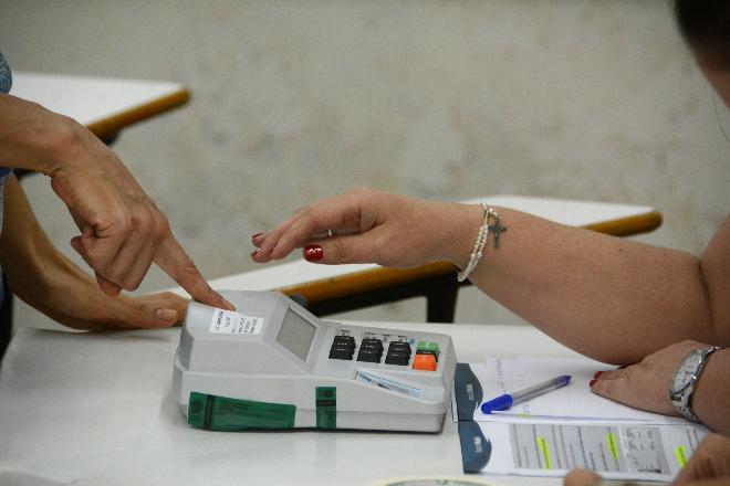 Mais de 697 mil brasileiros podem votar no exterior