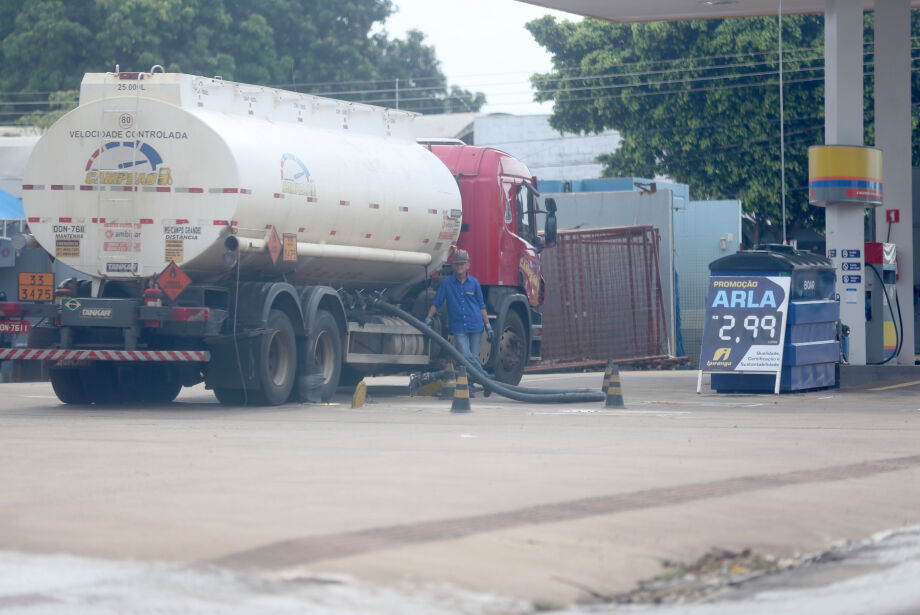 Reajuste em refinaria privada eleva pressão sobre a Petrobras