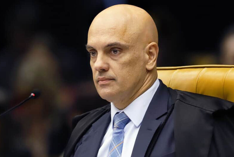 Moraes se reúne com representantes de redes sociais e fala em aprimorar combate às fake news