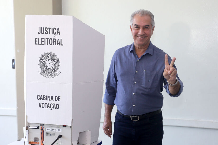 Governador Reinaldo Azambuja declara apoio a Bolsonaro no segundo turno