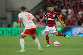 Empate sem gols no Maracanã atrapalha Flamengo e Internacional no Brasileirão