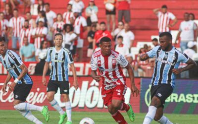 Grêmio garante retorno à Série A do Campeonato Brasileiro
