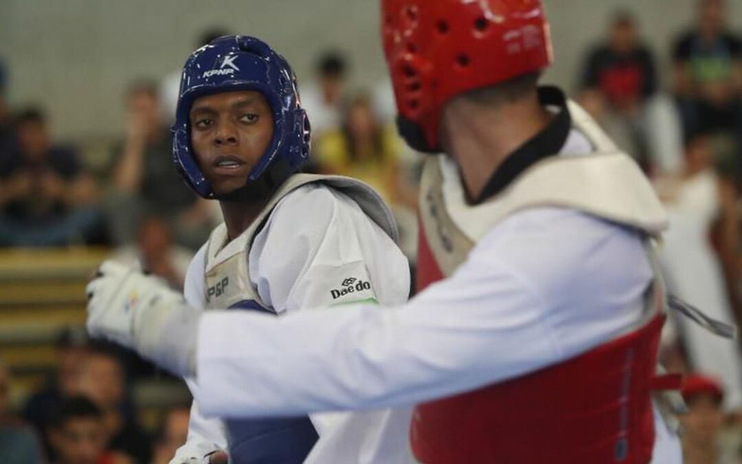 Maicon Andrade é bicampeão em Grand Prix de Taekwondo, na Inglaterra