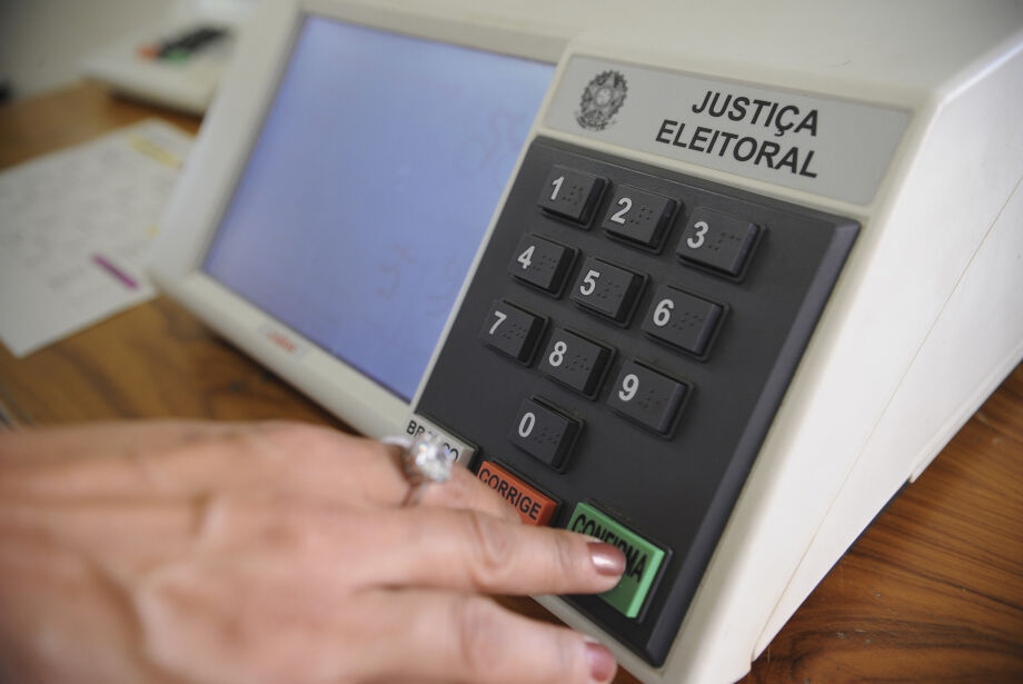 Maioria dos candidatos beneficiados por grandes doações perdeu eleição