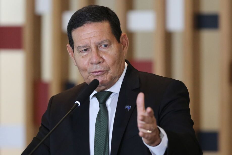 Hamilton Mourão diz que Bolsonaro reconheceu vitória de Lula ao agradecer votos