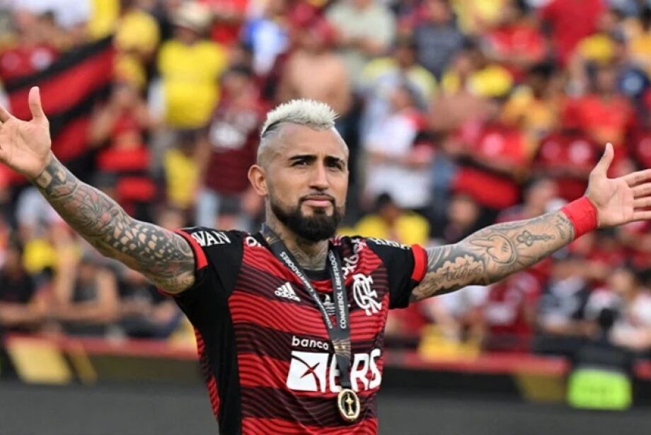 Sobre Libertadores com o Flamengo, Vidal diz que título “coroa tudo que eu sonhava”