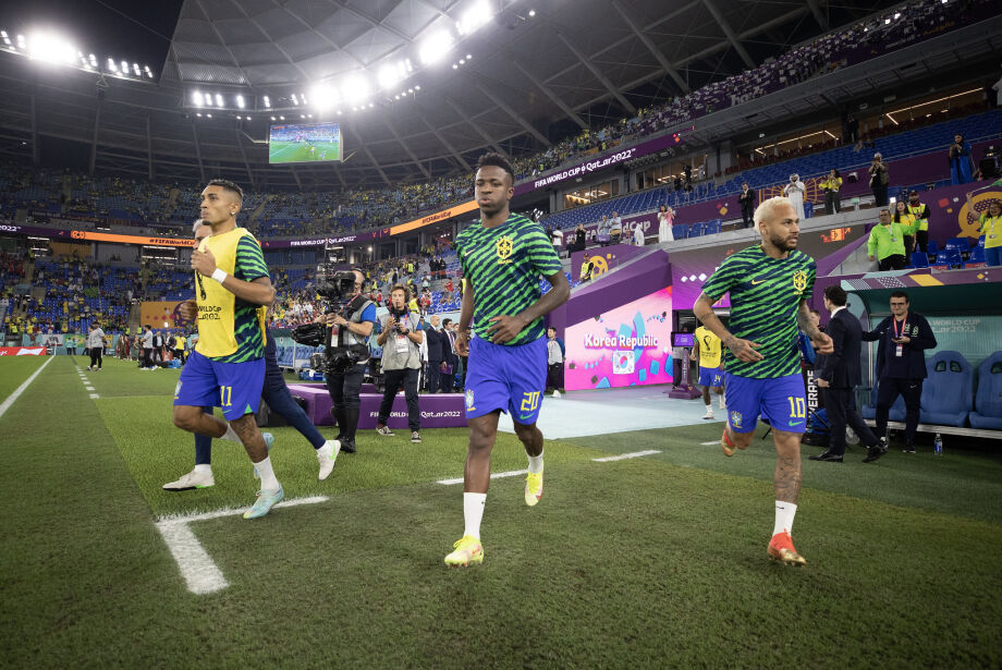 Neymar e Vini Jr. estão entre indicados a melhor jogador do mundo da Fifa