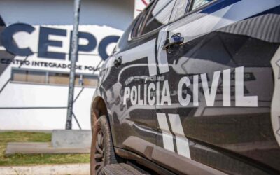 Homem é esfaqueado sete vezes por desconhecido e pede socorro em igreja