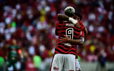 Pedro faz golaço de peito e Flamengo goleia na estreia de Vítor Pereira