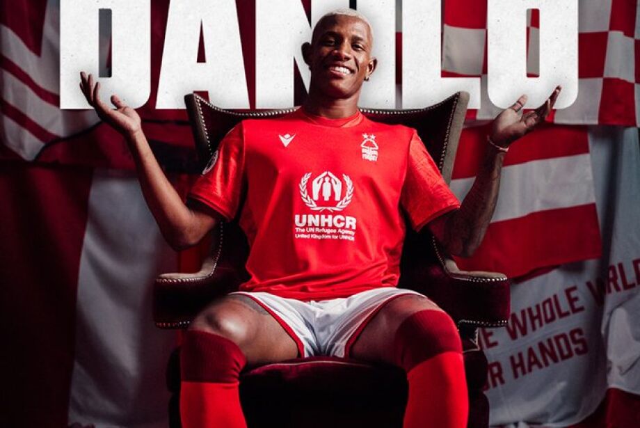 Danilo assina contrato de seis anos e meio e é anunciado pelo Nottingham Forest