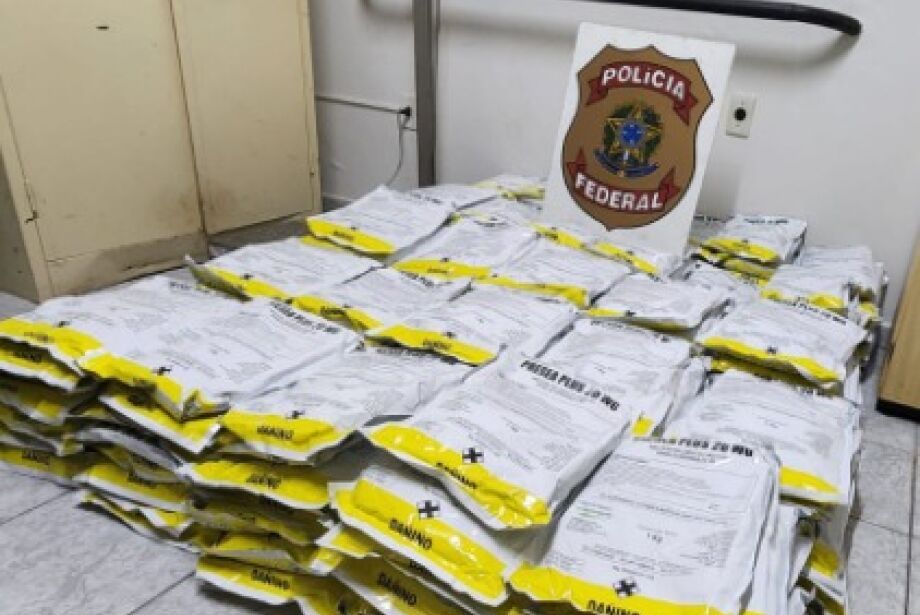 Polícia Federal apreende 240 kg de agrotóxicos contrabandeados em Corumbá