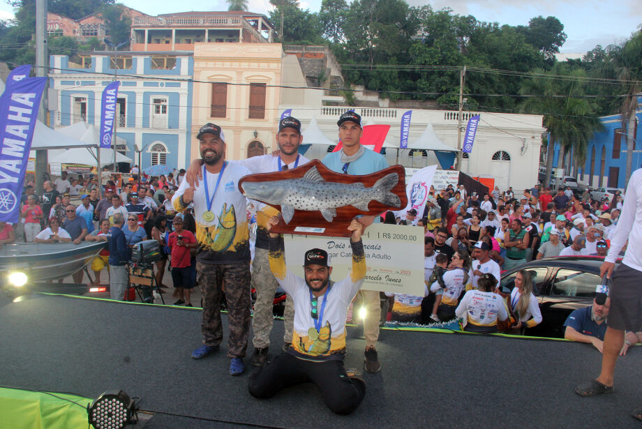 Equipe goiana vence Festival de pesca de Corumbá; dupla local fica em 2º