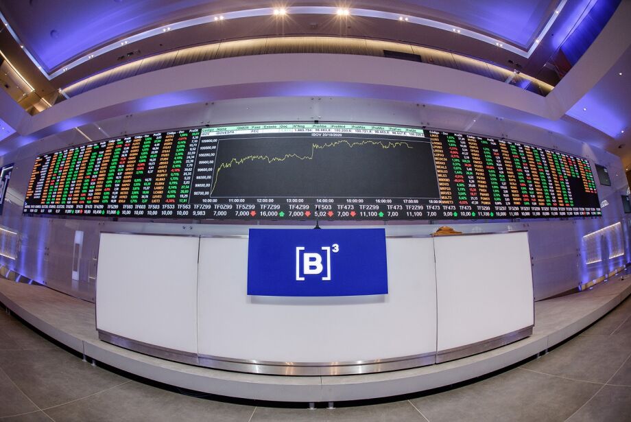 Bolsa fecha janeiro com alta de 3,6% e dólar fica abaixo dos R$ 5,10