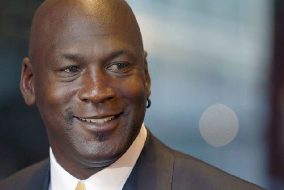 Michael Jordan doa R$ 52,3 mi a ONG para celebrar 60º aniversário