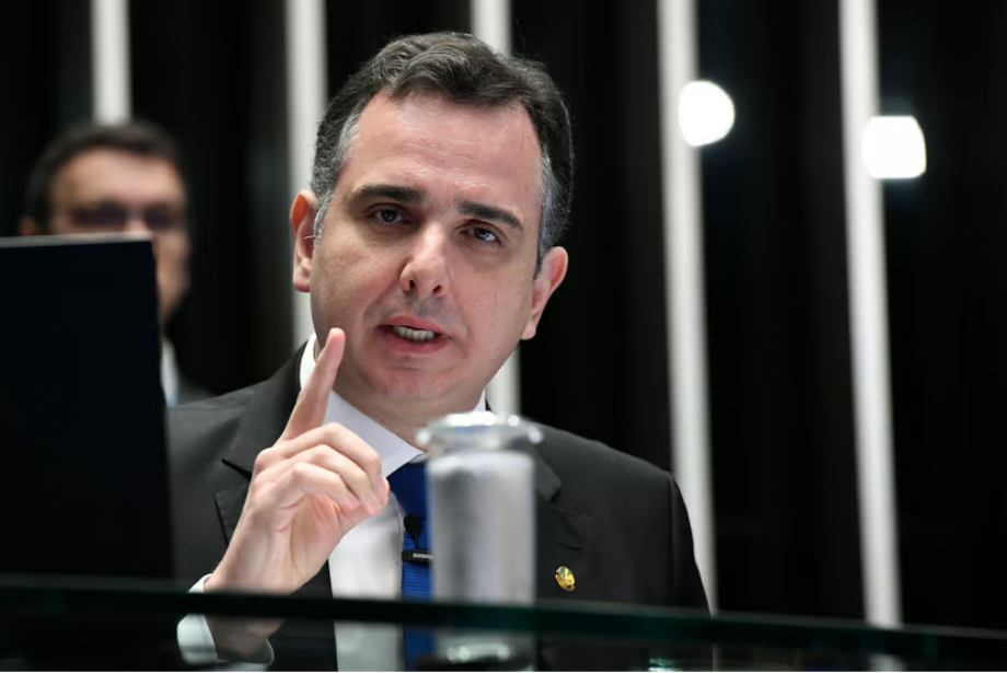 Pacheco vai debater CPI dos atos golpistas com líderes do Senado