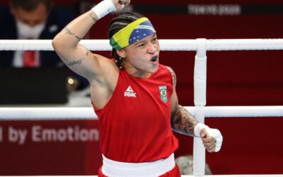 Bia Ferreira, Jucielen e Bia Soares vão às quartas do Mundial de Boxe