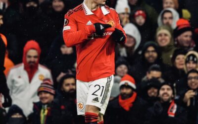 Antony marca golaço e United abre grande vantagem sobre o Betis na Liga Europa