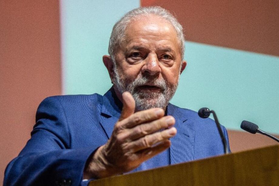 Lula diz que aplicativos exploram trabalhadores de forma nunca vista na história