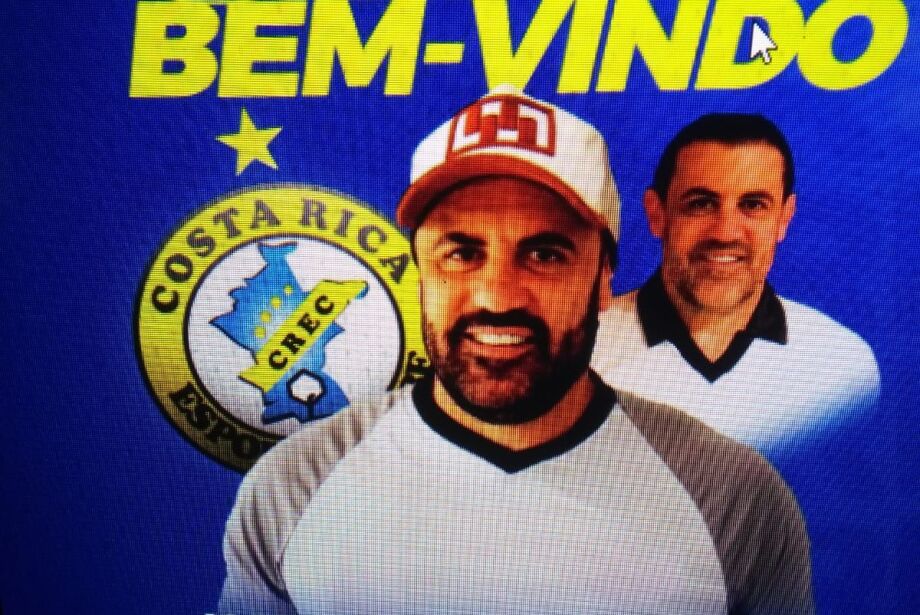 Ex-atacante do Corinthians, Finazzi é apresentado como novo treinador do Costa Rica
