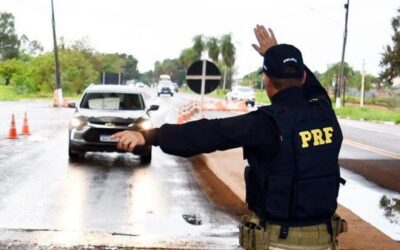 No feriado, PRF registra redução no número de mortes na estrada, mas aumento em apreensão de drogas