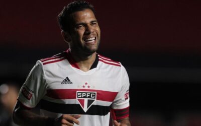 Balanço revela valor que São Paulo deve para Daniel Alves; veja cifras