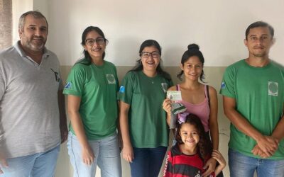 No Mês das Mães, jovem realiza sonho da habilitação graças ao programa CNH Social