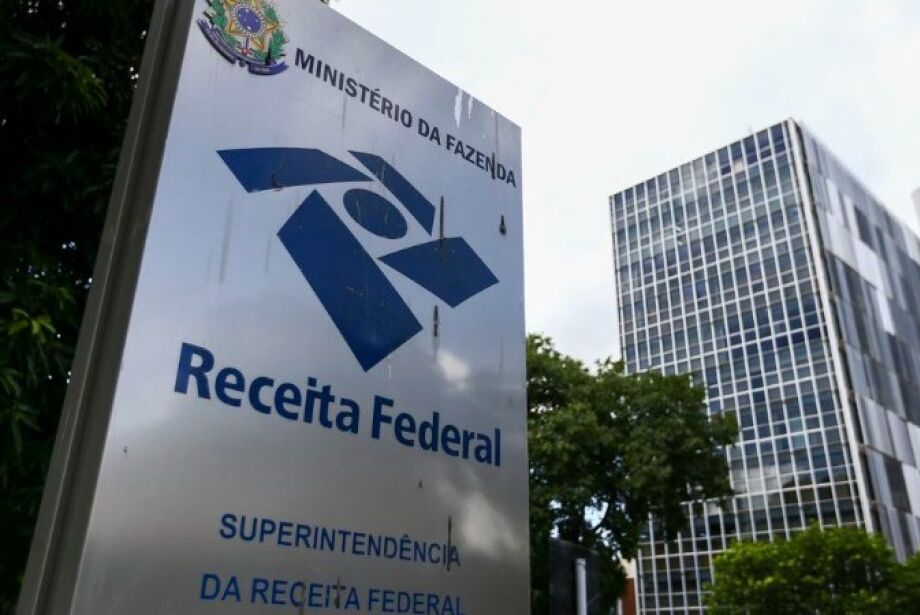 Contribuinte tem um mês para entregar declaração do Imposto de Renda