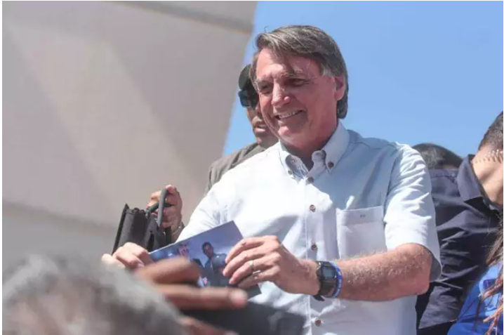 TSE pode concluir hoje julgamento da inelegibilidade de Bolsonaro