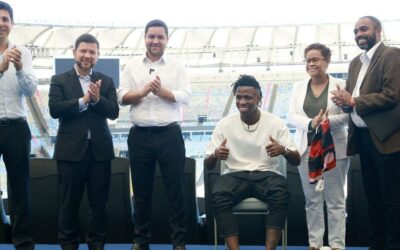 Lei Vini Jr., que combate racismo nos estádios, é sancionada no Rio