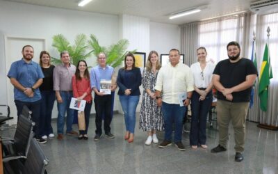 PREFEITA ADRIANE LOPES RECEBE REPRESENTANTES DO PARQUE TECNOLÓGICO DE SÃO JOSÉ DOS CAMPOS