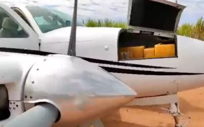 Super Tucano da FAB decola de Campo Grande para interceptar aeronave com 400 kg de cocaína