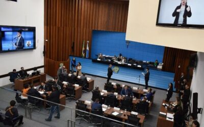 Deputados devem votar projeto sobre as contas do Governo hoje