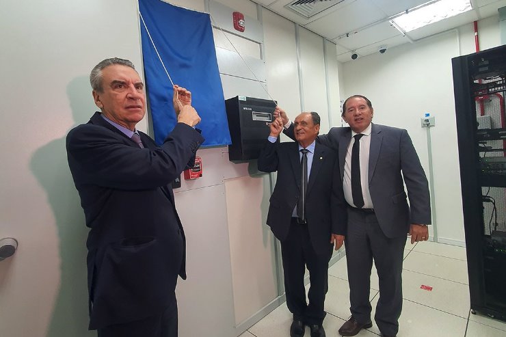 Parlamentares inauguram data center da Casa de Leis