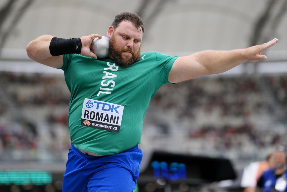 Darlan Romani fica em oitavo lugar no arremeso de peso do Mundial de Atletismo