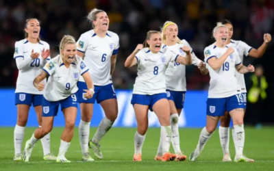 Inglaterra vence Colômbia de virada e vai à semifinal da Copa do Mundo feminina