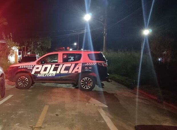 Motorista de caminhonete dá tiro na rua após briga e corre para casa no Tijuca