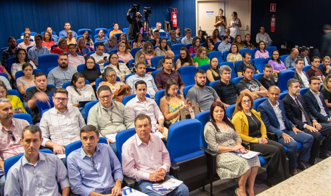 TCE-MS capacita gestores e servidores públicos municipais em oficinas temáticas