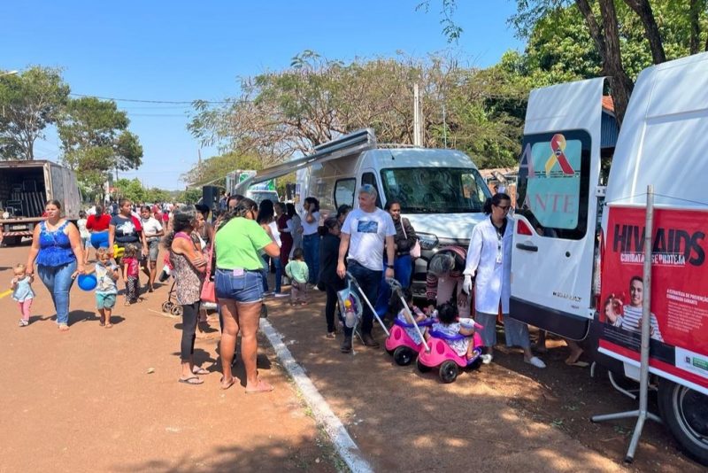 Quatro mil pessoas passam pelo “Desenvolve Dourados em Ação” no Jóquei Clube