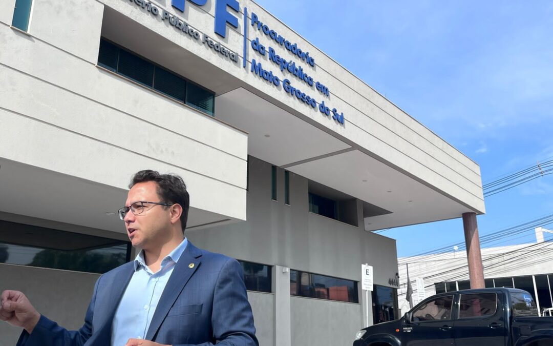 Deputado Pedrossian Neto entrega denúncia contra reajuste do pedágio da BR-163 ao MPF