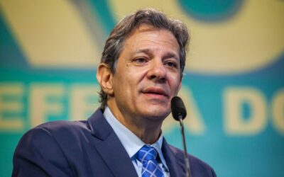 Haddad diz que apoia projeto contra supersalários no serviço público