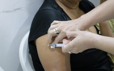 Vacina atualizada para novas cepas da Covid pode ser mais eficaz que a bivalente