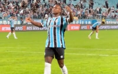 Grêmio vira o placar e impõe primeira derrota de Tite no comando do Flamengo