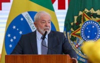 Lula lembra importância da valorização do ensino e dos professores