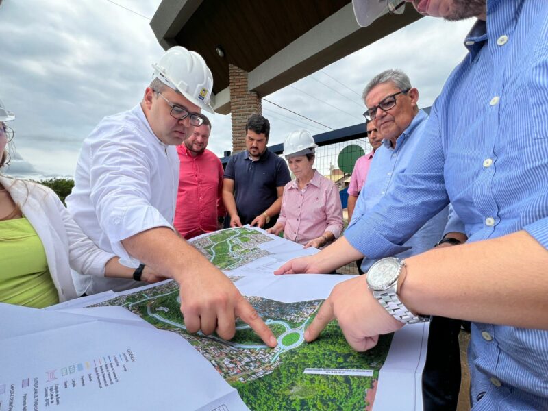 Senadora Tereza Cristina visita obras de Dourados