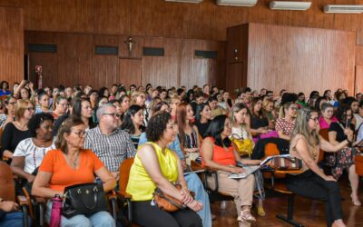 Seminário da educação infantil reúne 330 pessoas em tarde de palestra