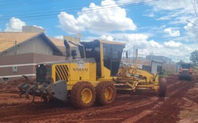 Prefeitura aproveita trégua da chuva para intensificar limpeza nas vias da cidade