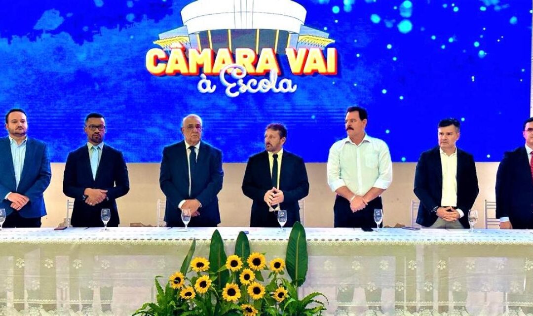 Em Chapadão do Sul, presidente do TCE-MS prestigia evento de encerramento do programa “Câmara Vai à Escola”